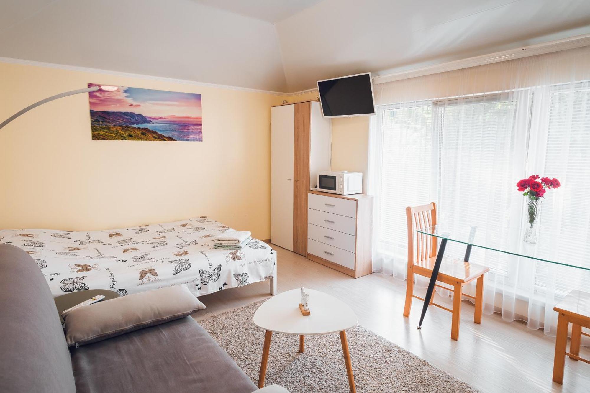 Guest House Butterfly Wing Odessa Exterior foto